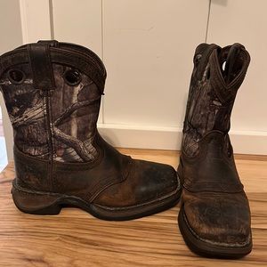 Boys Durango Sadle Camouflage Cowboy Boots size 12
